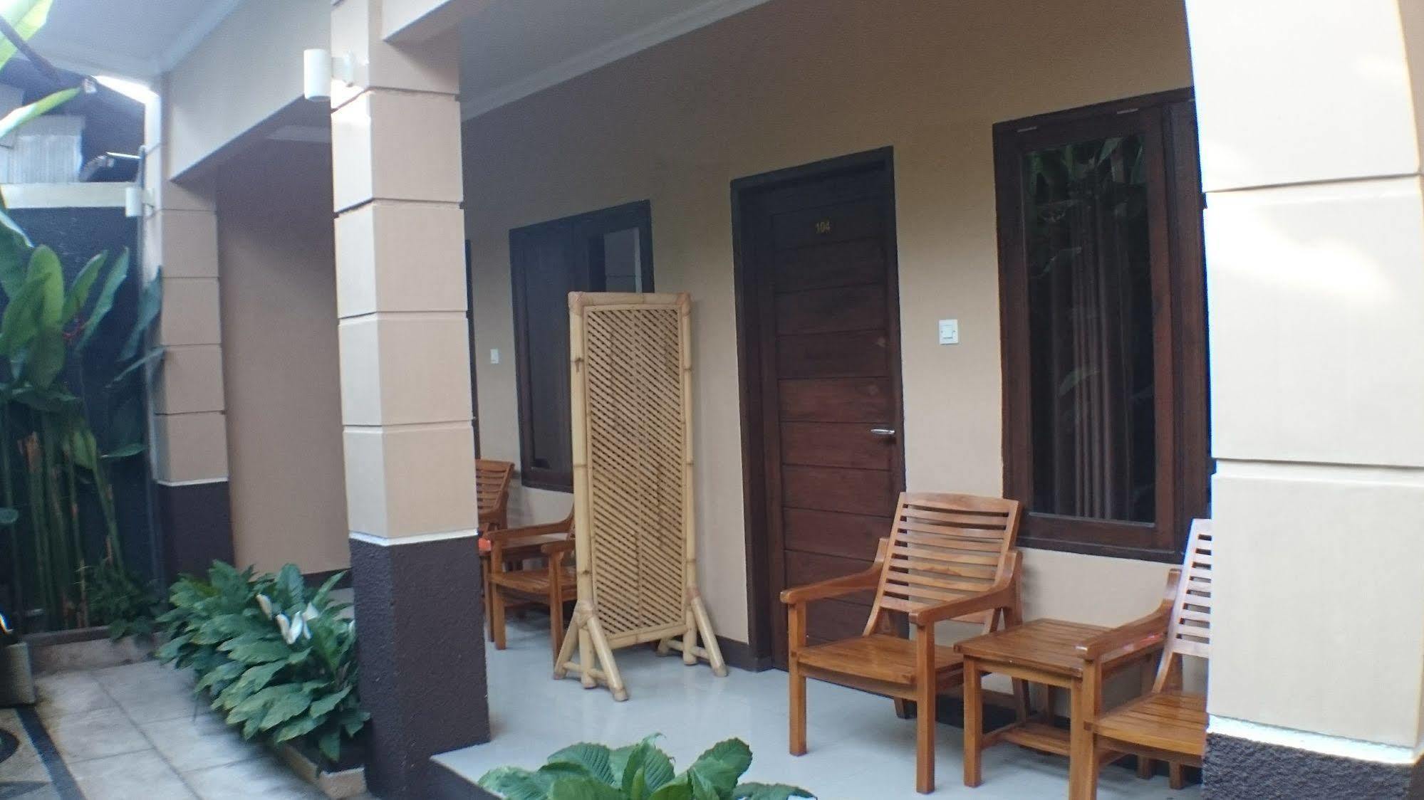 Kabana Hotel Mataram Kültér fotó