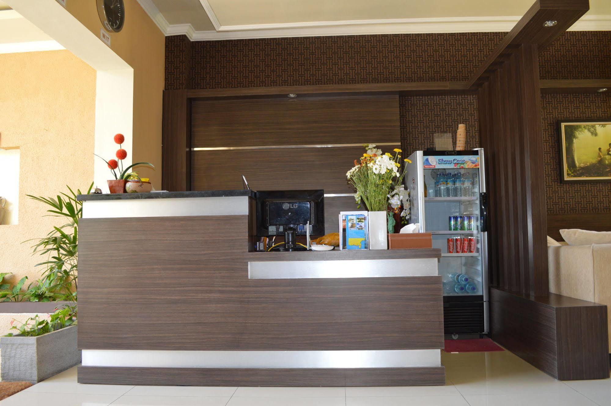Kabana Hotel Mataram Kültér fotó